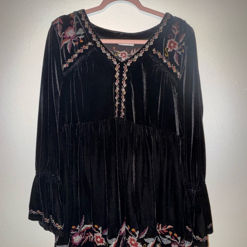 Embroidered Black Velvet Women's Top/mini dress